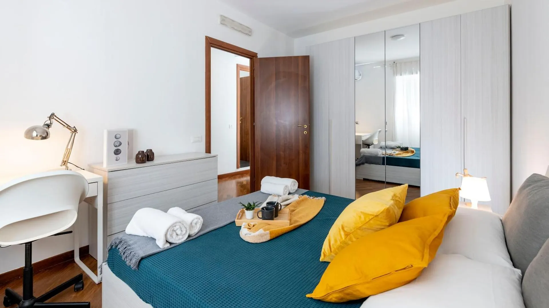 Skyview Home Rome Apartment
